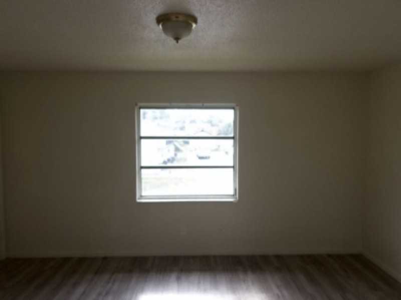 Tampa Terrace - Photo 2 of 12