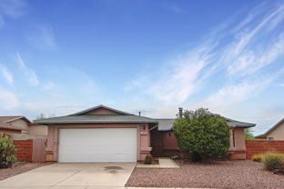 8650 N Chinaberry Way - Photo 1 of 1