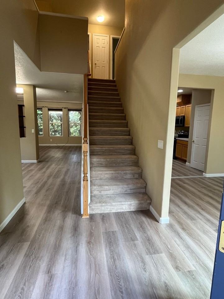 1983 Southwest 19th Terrace - Photo 3 of 32