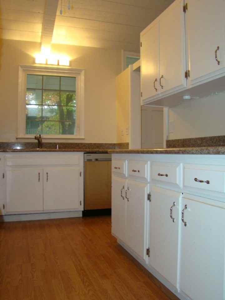 Millich Dr - Photo 4 of 8