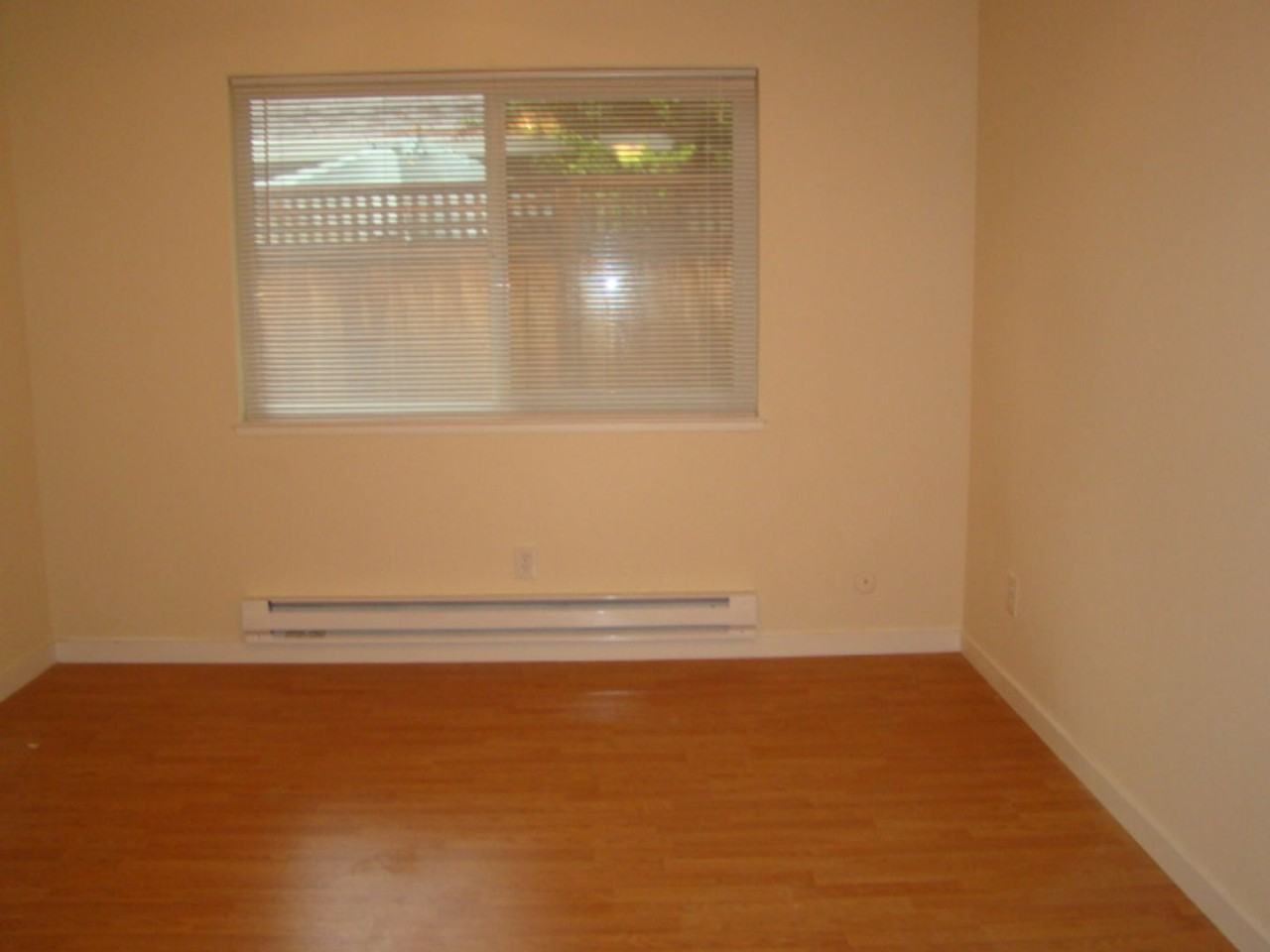 Millich Dr - Photo 5 of 8