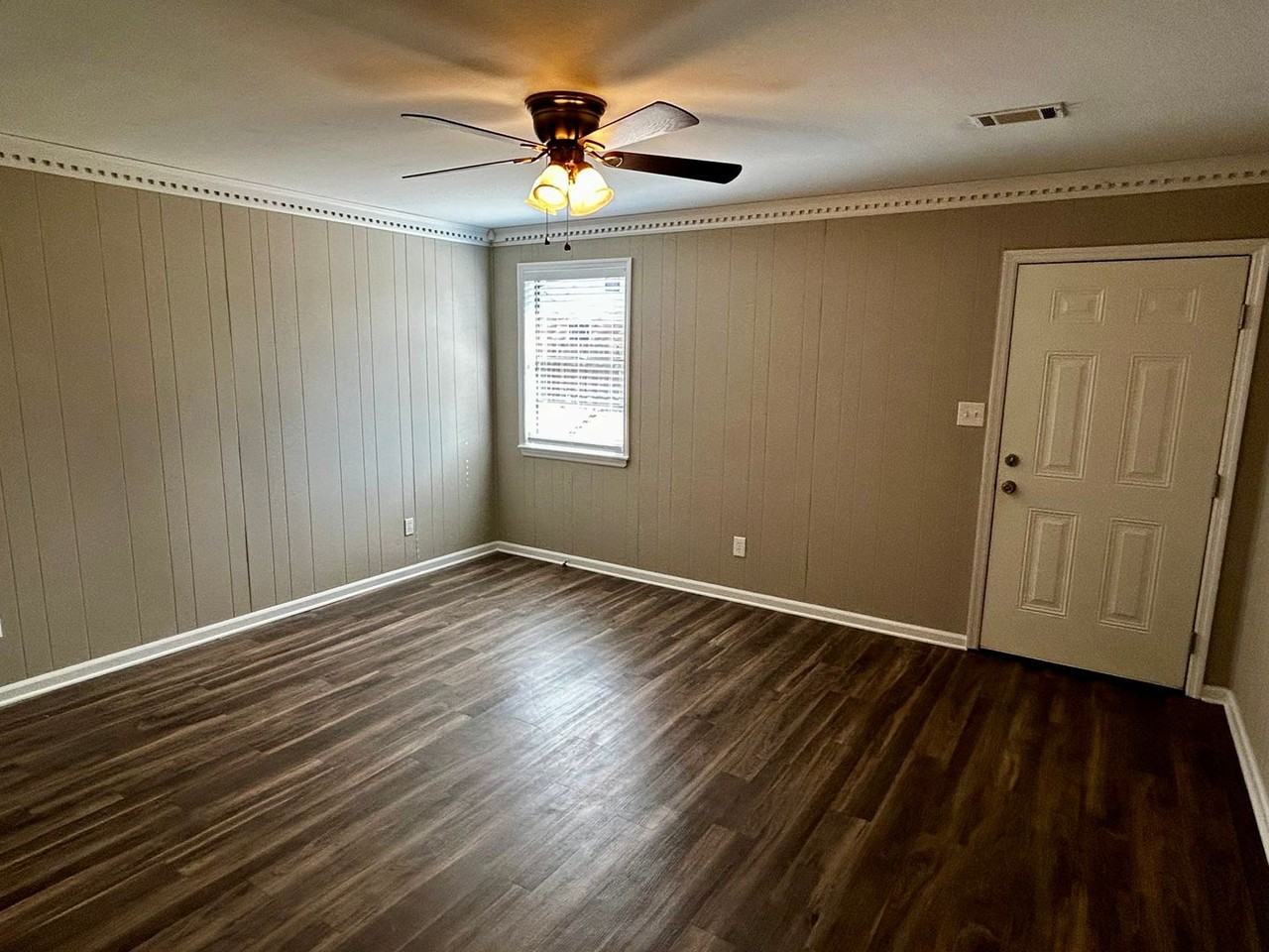 235 Cavalier Dr - Photo 7 of 15