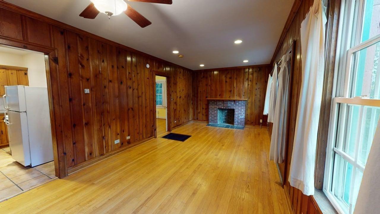 609B Winecellar Cir - Photo 2 of 16