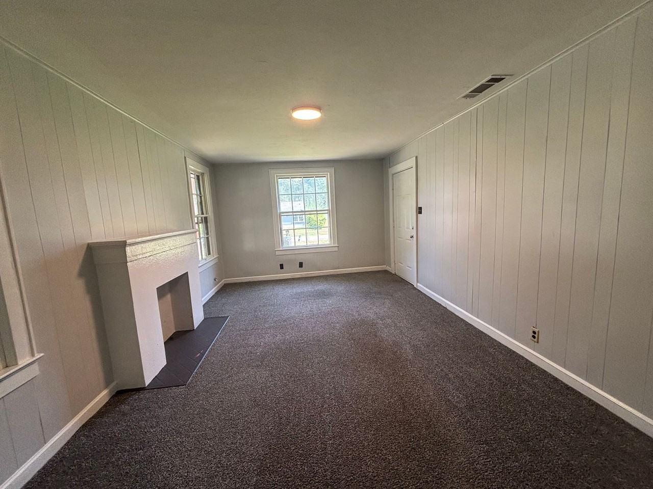 2807 Morningside Dr - Photo 4 of 14