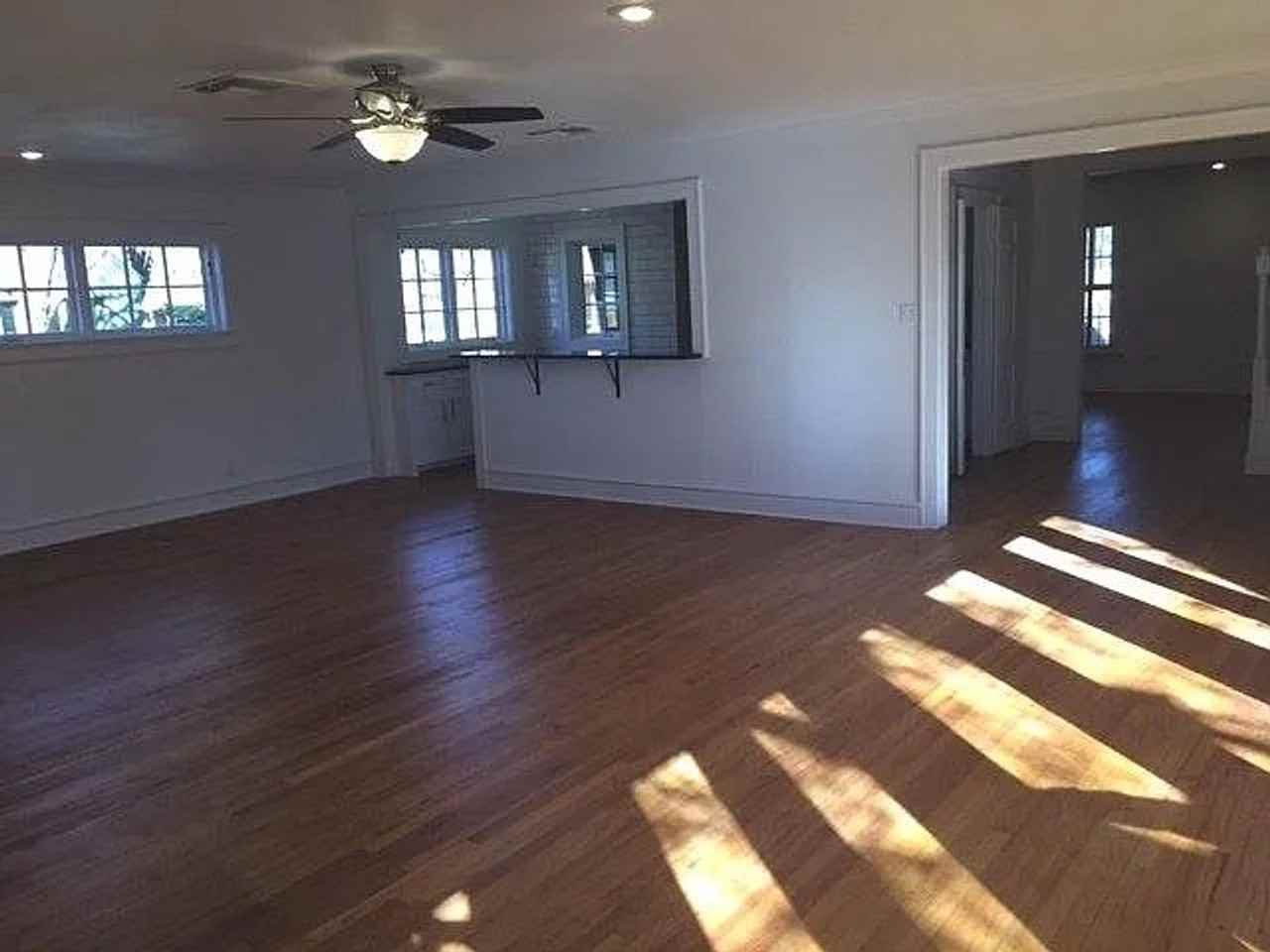 2915 21st St - Photo 3 of 19