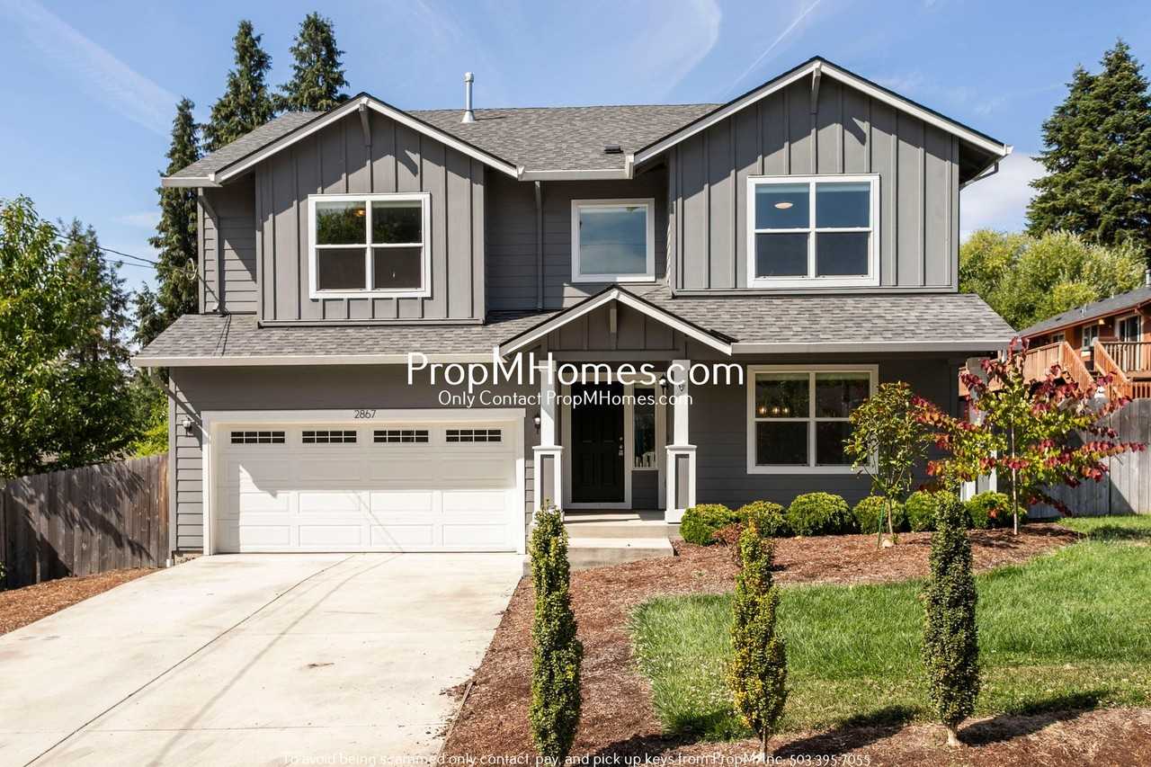 2867 Se Malcolm St - Photo 2 of 28