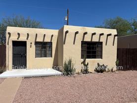 3001-3015 E La Madera Dr - Photo 1 of 1