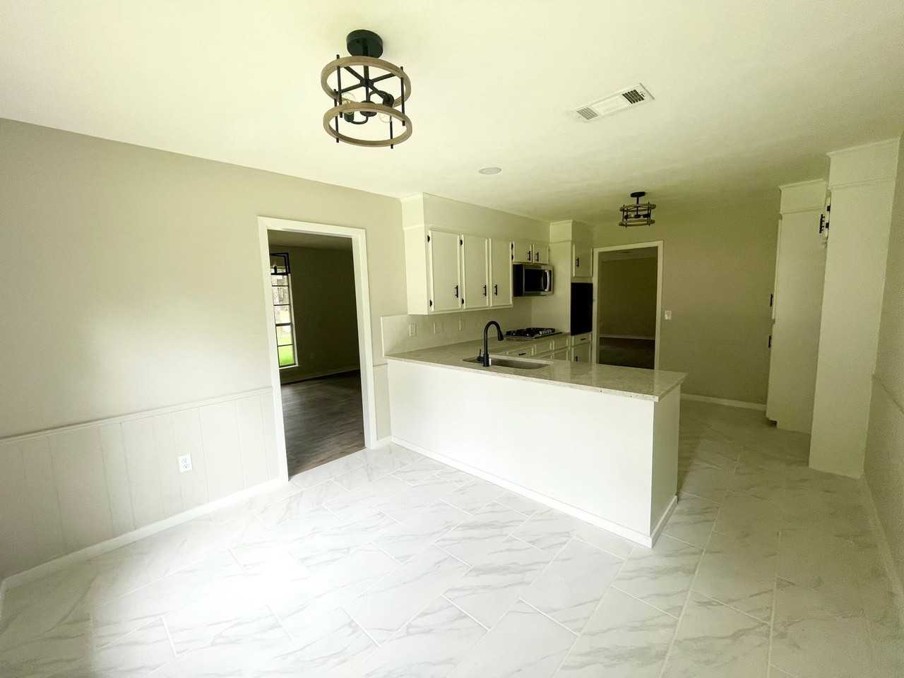 53 Summit Ridge Dr - Photo 6 of 14