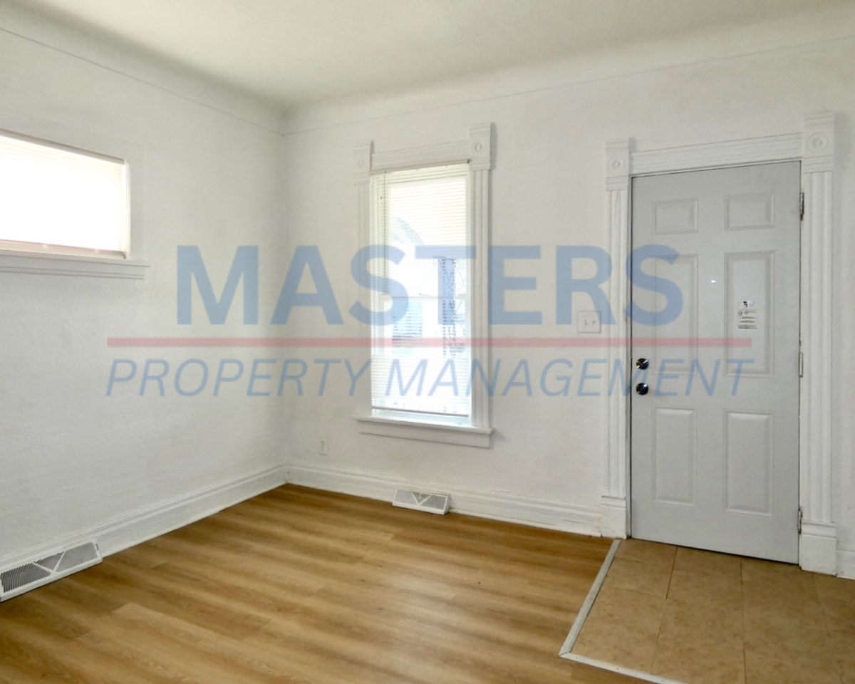 225 Palmer St - Photo 3 of 22