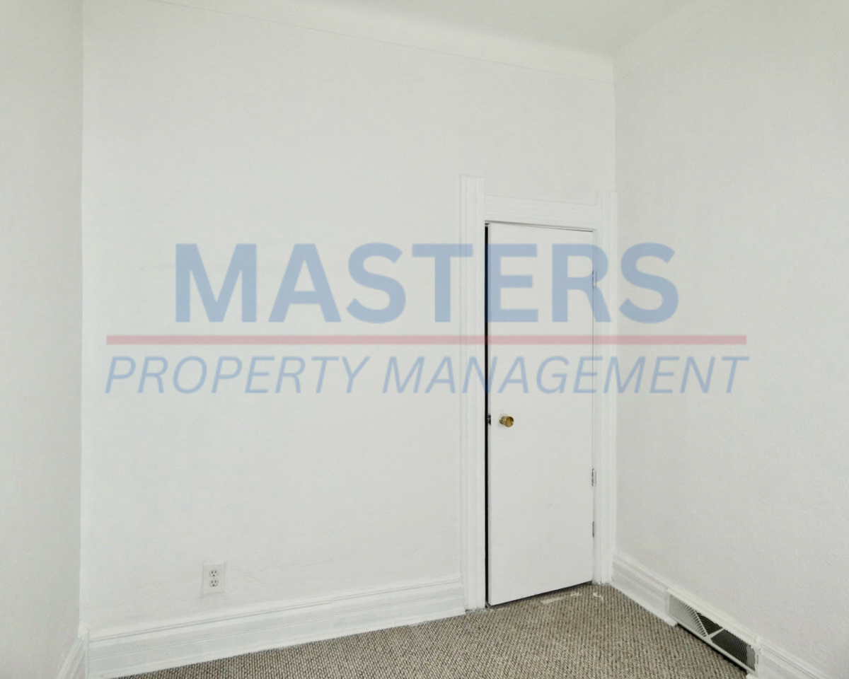 225 Palmer St - Photo 7 of 22