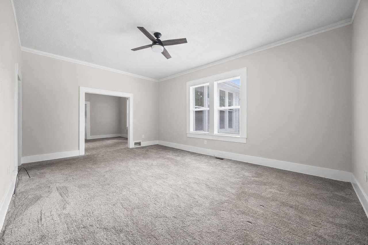 113 Brawley St - Photo 3 of 26