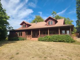 1067 Douglas Rd - Photo 1 of 1