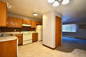 featured image of 102 5th St E