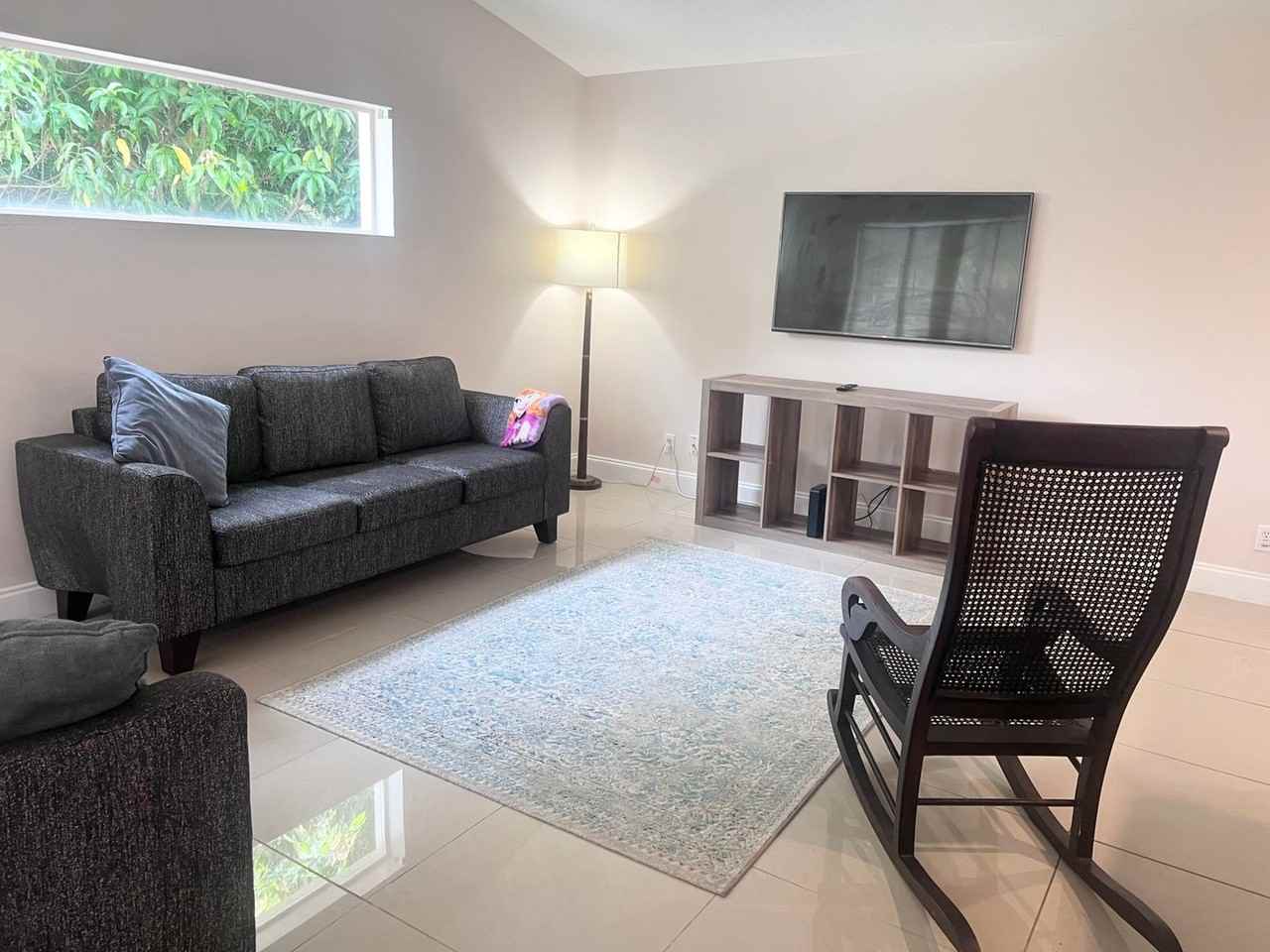 3872 Cypress Lake Dr - Photo 4 of 20