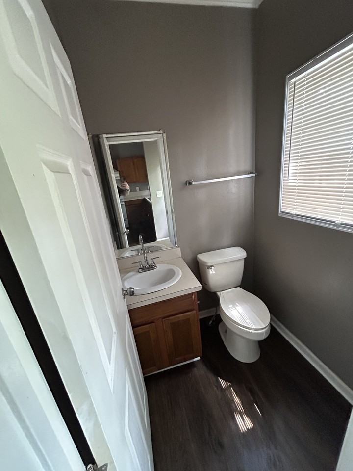 1211 King Springs Road - Photo 2 of 18