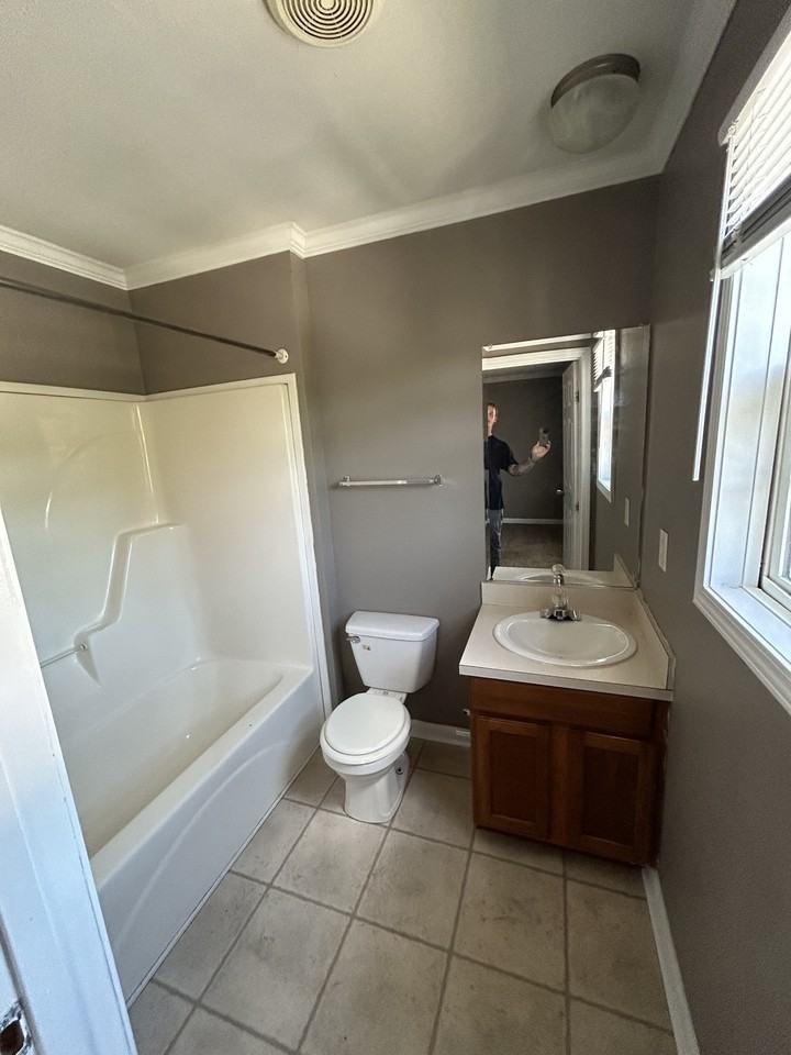 1211 King Springs Road - Photo 3 of 18