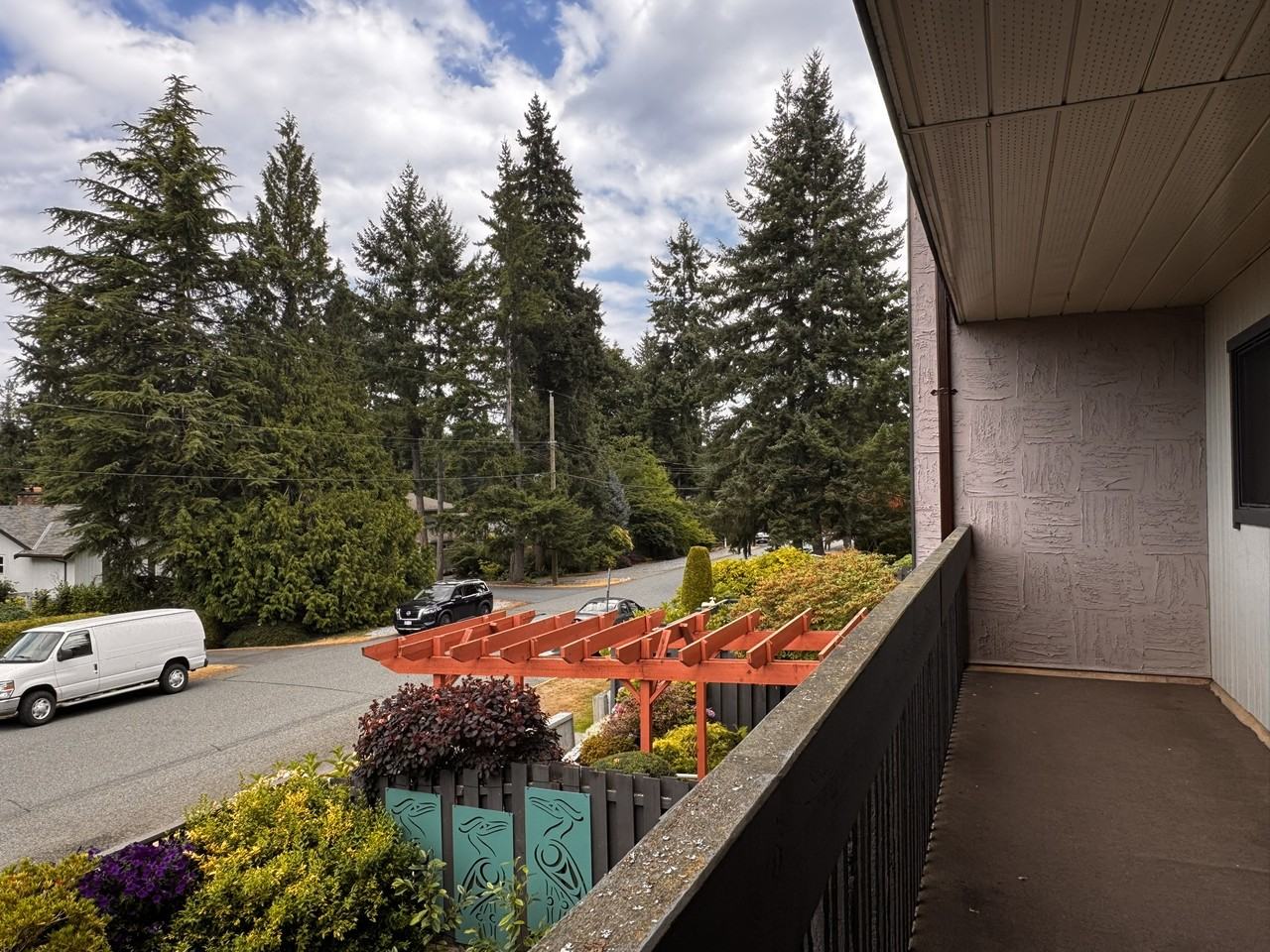 130 Sunningdale Rd E #211 - Photo 3 of 12