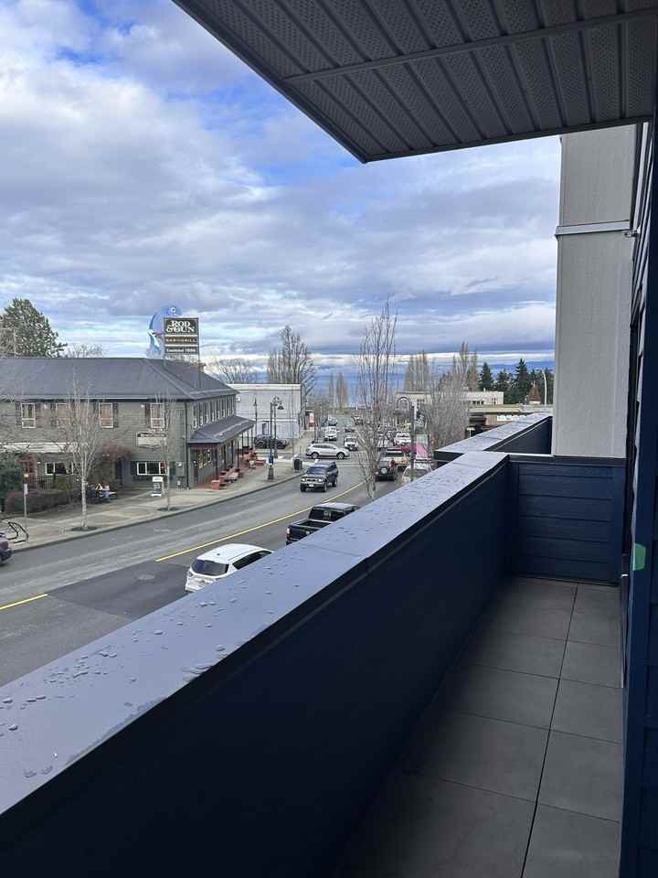 164 207n - 164 Alberni Highway - 207n #207N - Photo 5 of 10