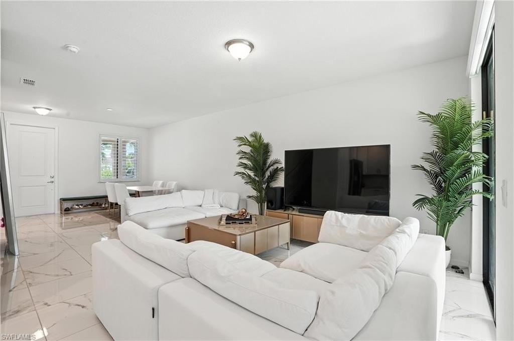 26548 Bonita Fairways Blvd - Photo 5 of 21