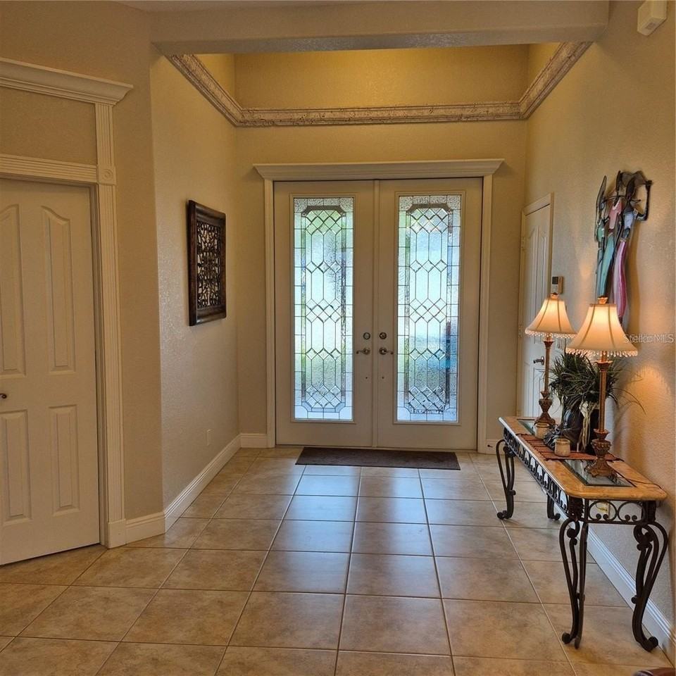 19 Medalist Way - Photo 3 of 30