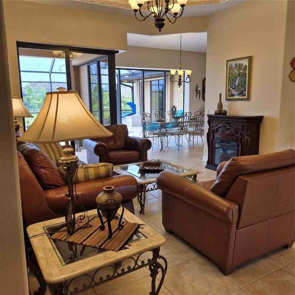 19 Medalist Way - Photo 6 of 30