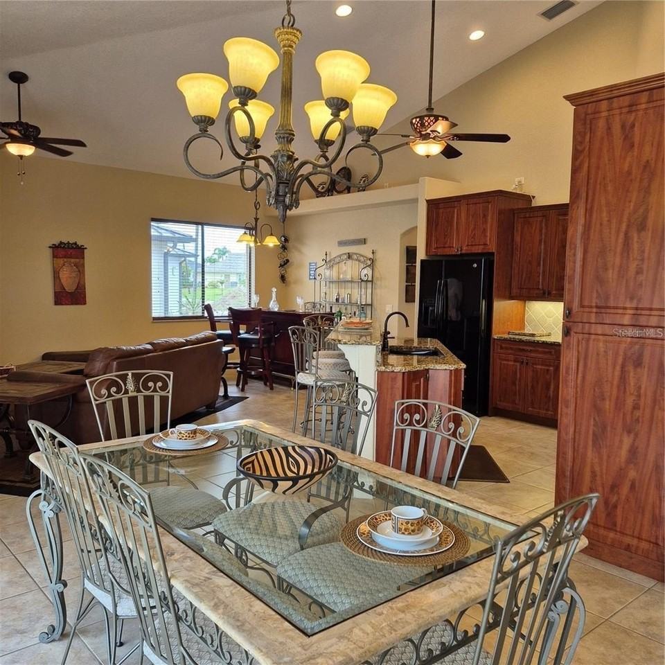 19 Medalist Way - Photo 7 of 30