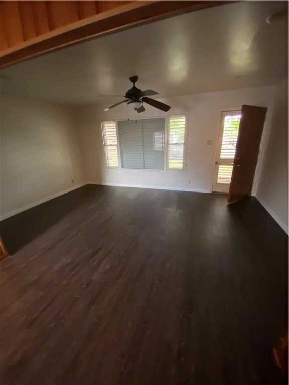 925 Stirman Street - Photo 7 of 16