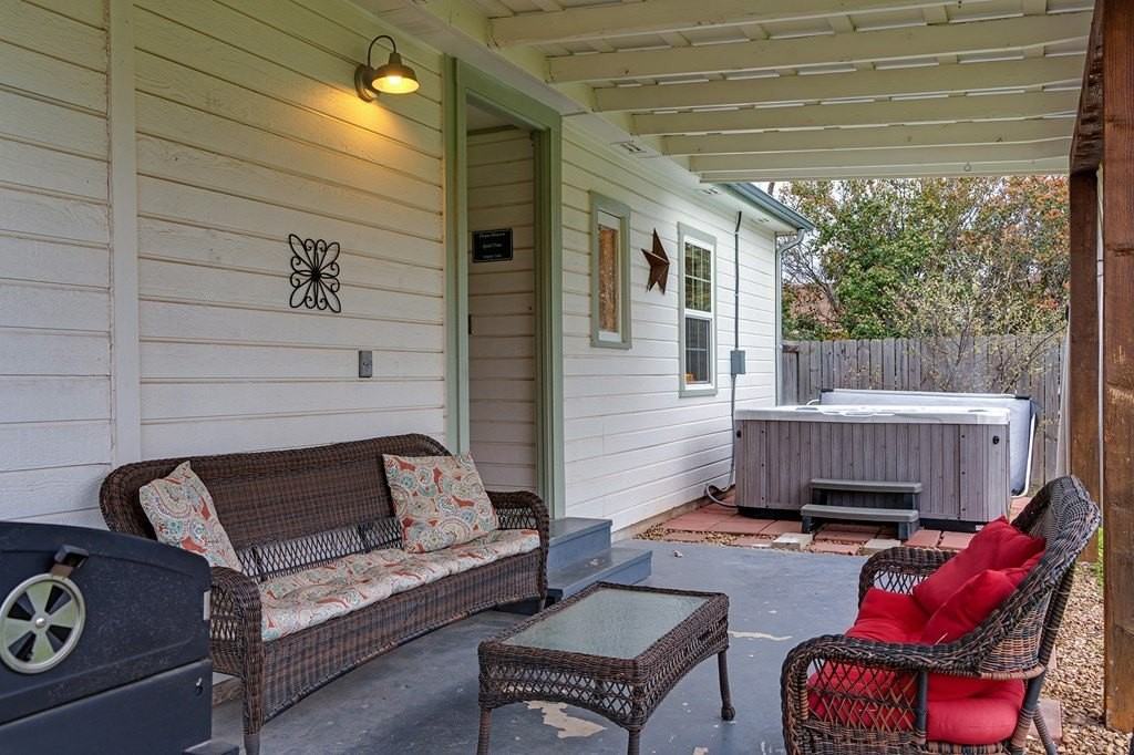 510 S Olive St - Photo 6 of 22