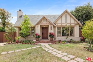 438 12th St - Photo 1 of 1