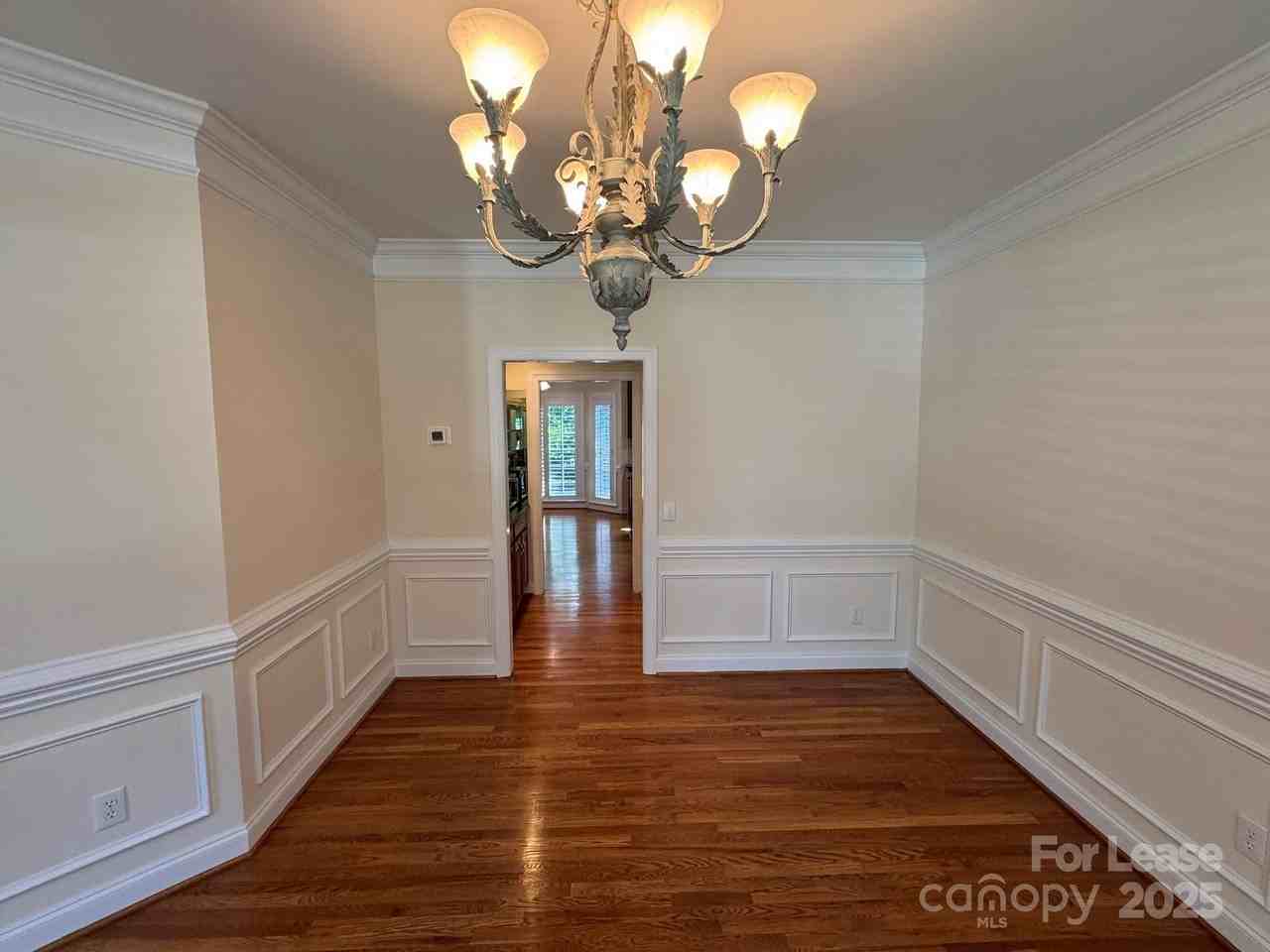 7127 Weddington Brook Dr - Photo 6 of 31