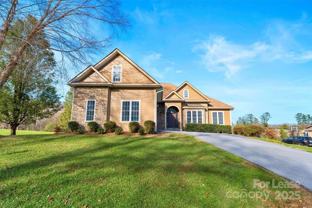 160 Fairway Falls Rd - Photo 1 of 1