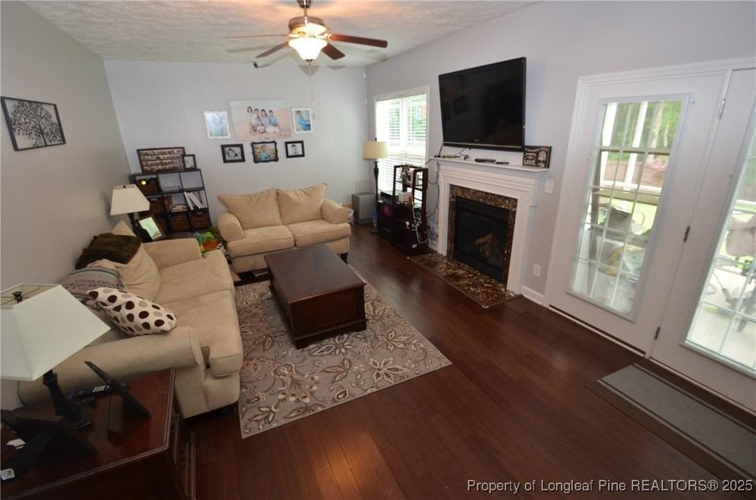 2426 Market Hill Drive - Photo 4 of 19