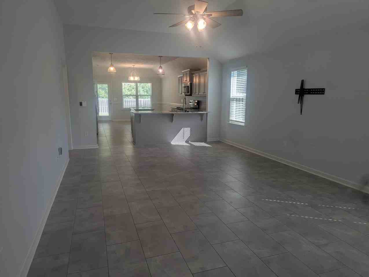 751 Fordham Rd - Photo 3 of 16