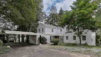 featured image of 57 Winding Way