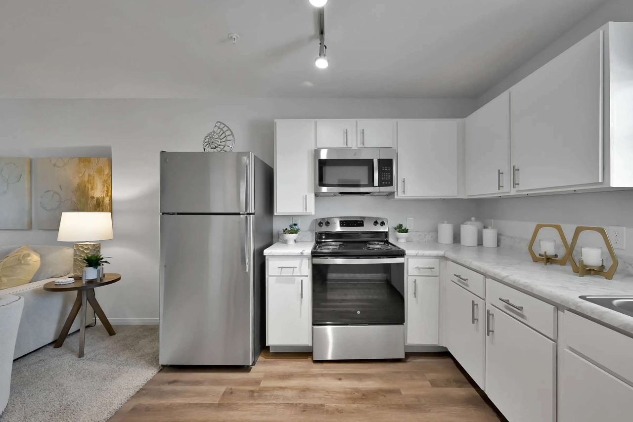 Esperanza at Keith Harrow - Photo 7 of 29