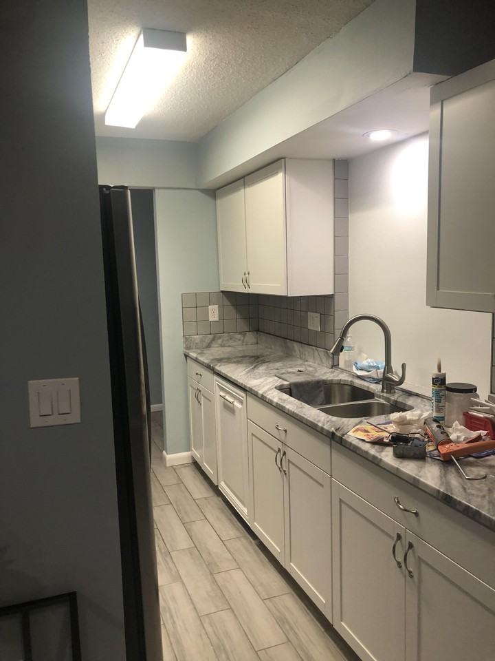 Banner Avenue - Photo 5 of 11