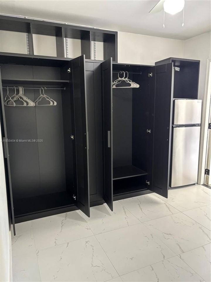 15401 Sw 144th Ave #A - Photo 3 of 6