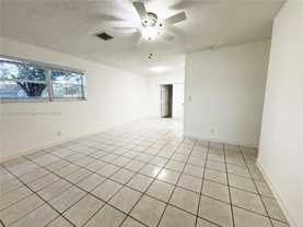 560 Sw 50th Ter - Photo 1 of 1