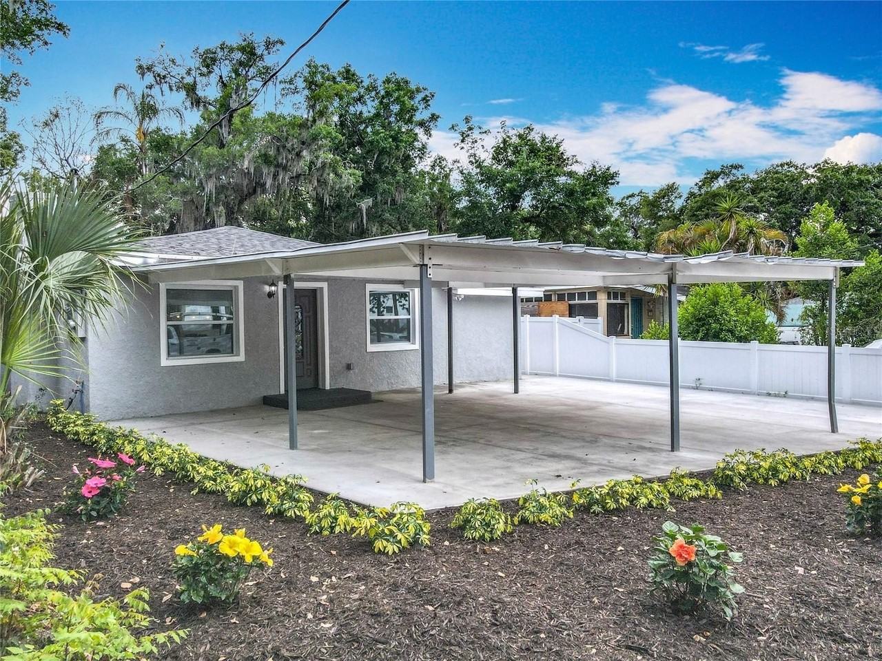 1414 Beaver Pl - Photo 2 of 43