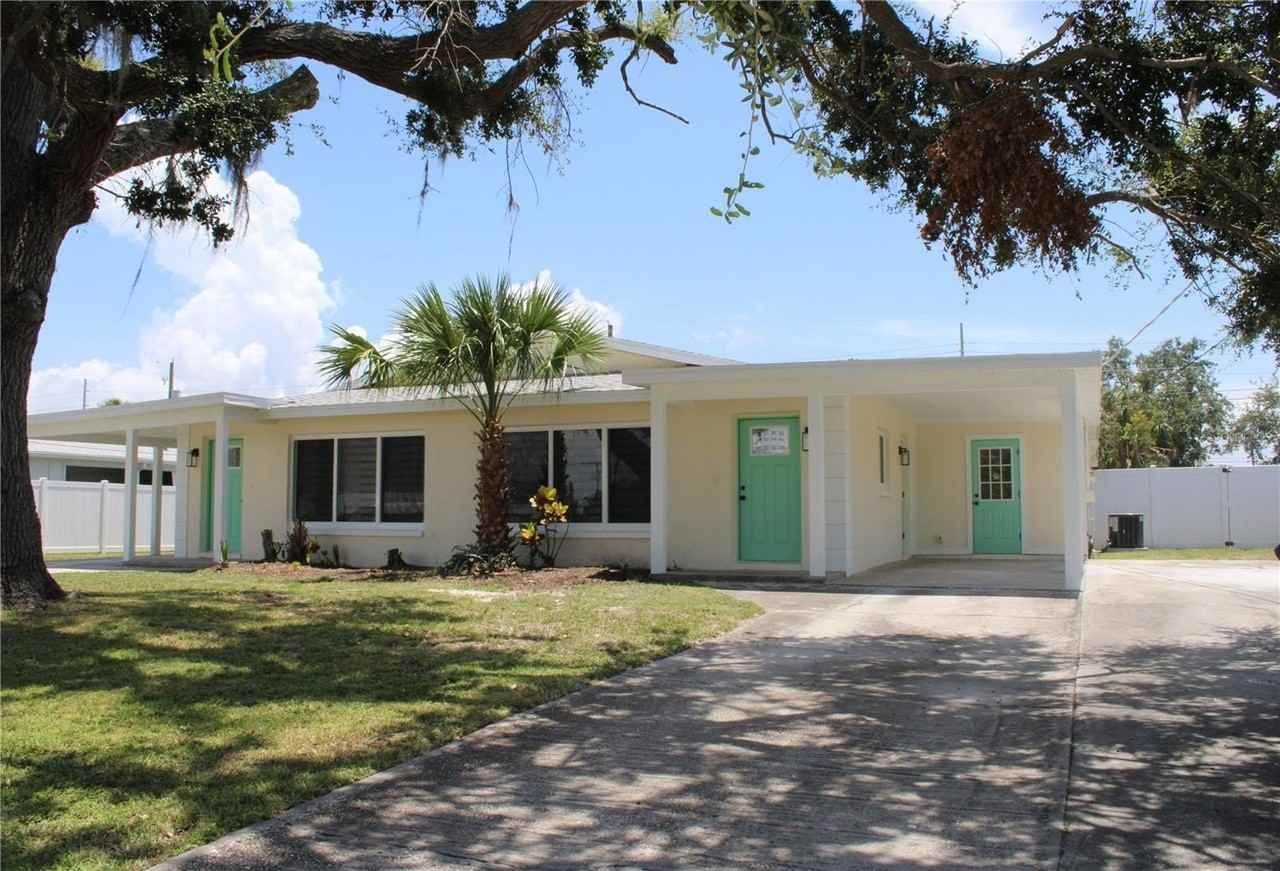 6013 Fortune Pl #6013 - Photo 3 of 38