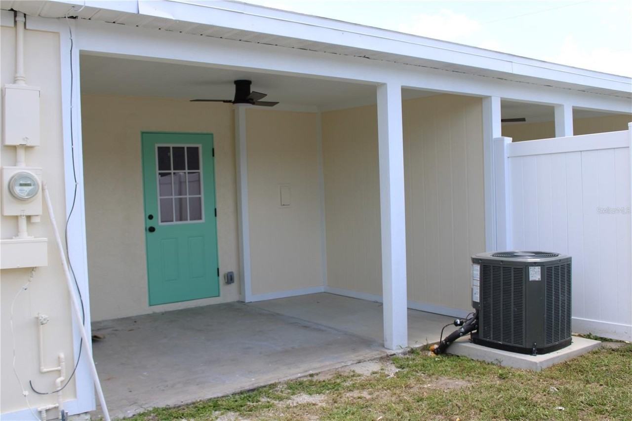 6013 Fortune Pl #6013 - Photo 5 of 38