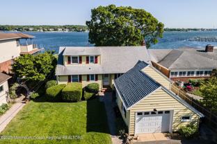 1107 Bradford Dr - Photo 1 of 1