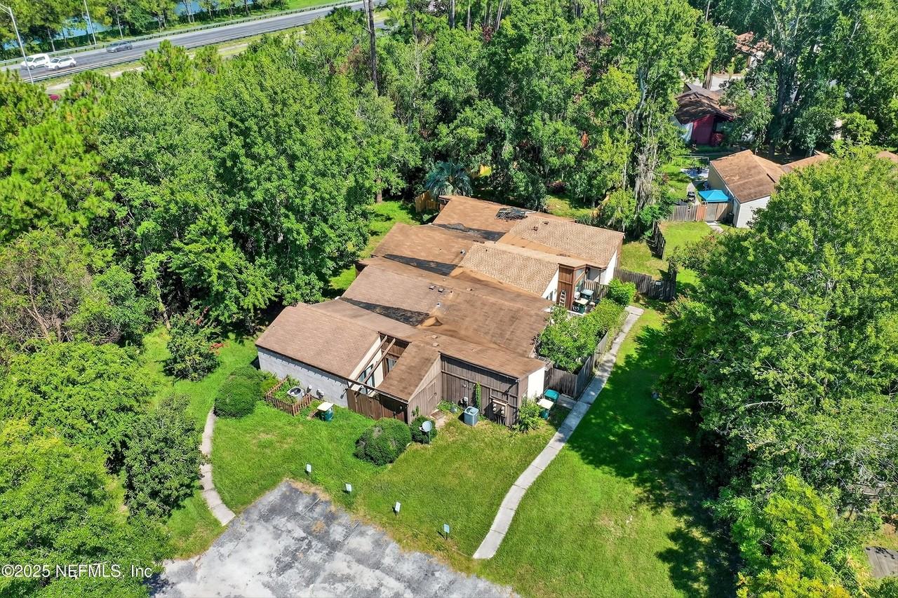 10711 Whispering Woods Pl Apt 2 #2