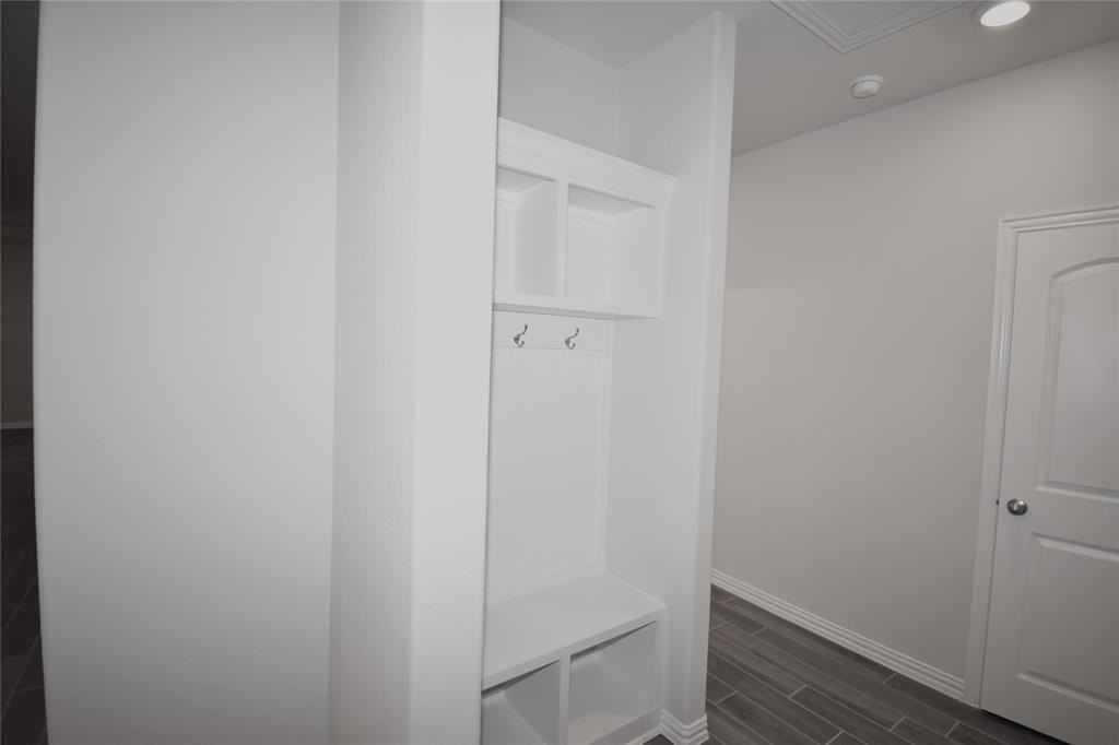 5408 Locke Drive - Photo 6 of 29