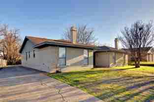 6815 W Cleburne Rd - Photo 1 of 1