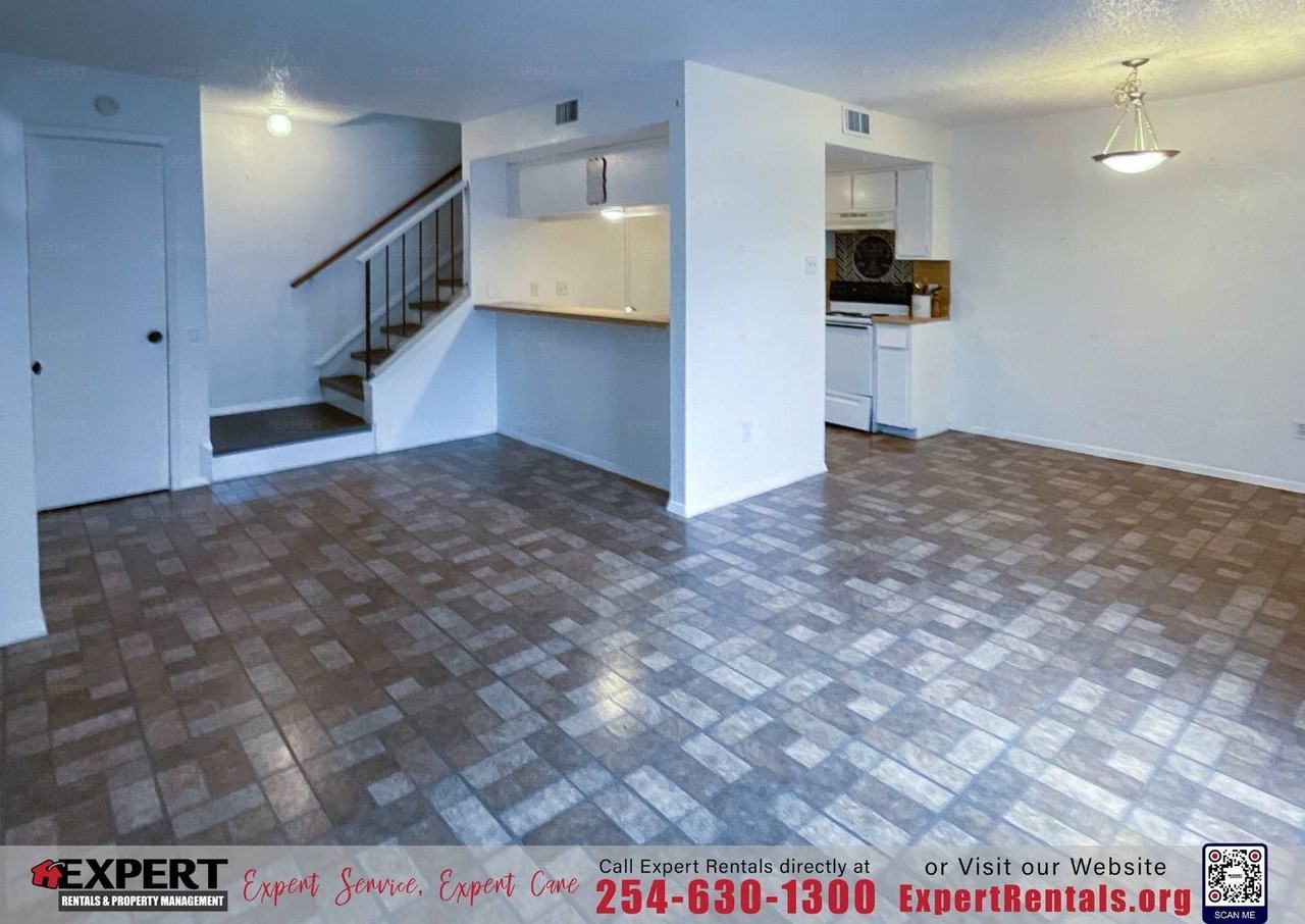 4506 Hunt Cir #D - Photo 7 of 7