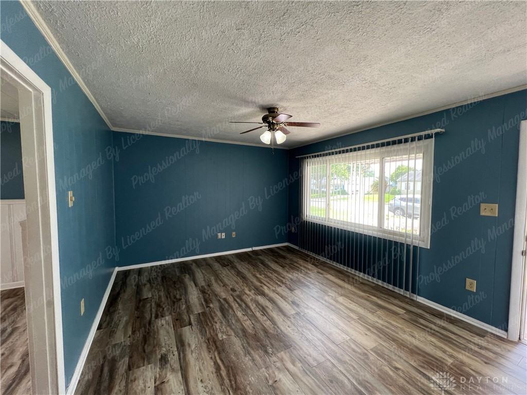 839 Foley Dr - Photo 5 of 26