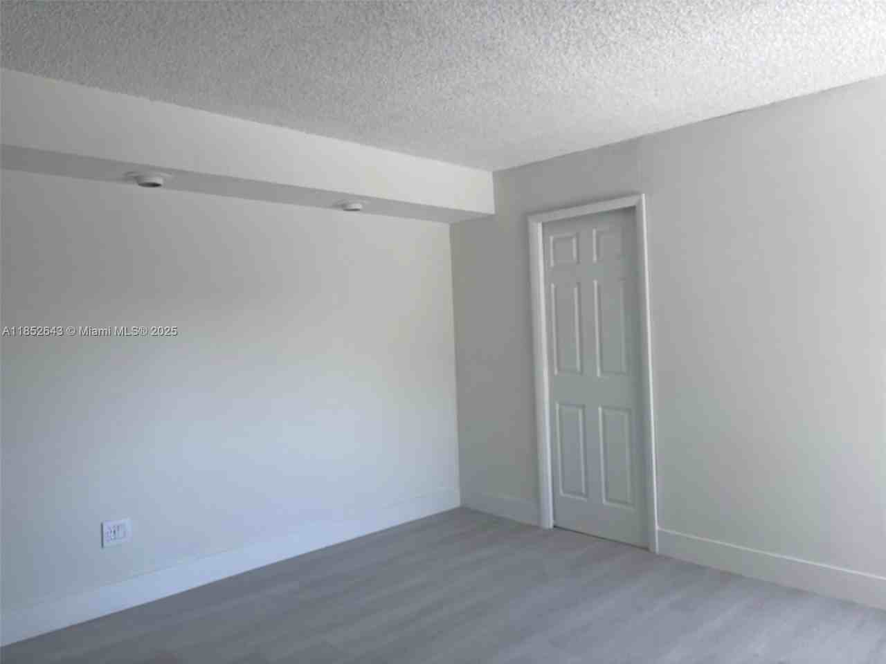 6670 W 24th Ct - Photo 5 of 13