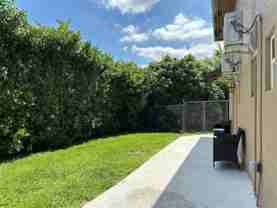 1650 Sw 117th Ave - Photo 1 of 1