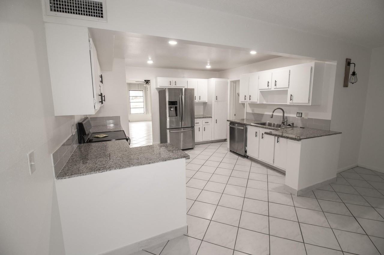 3115 Coral Hills Drive - Photo 2 of 14